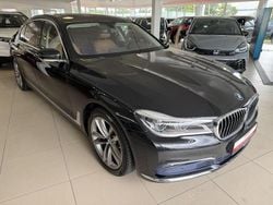 Saphirschwarz metallic Gebraucht 2016 BMW 740L Sport Line Limousine | 26.990 € (Fairer Preis)