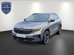 Grau (dolomitgrau satiniert mit dach in black) Gebraucht 2023 Renault Austral Techno Esprit Alpine SUV | 32.985 € (Teuer)