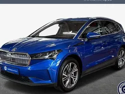 Raceblau metallic Gebraucht 2024 Skoda Enyaq iV SUV | 37.590 € (Guter Preis)