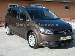 Braun Gebraucht 2012 VW Touran Style Van / Kleinbus | 8.995 € (Etwas zu teuer)