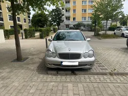 Silber Gebraucht 2001 Mercedes C180 Avantgarde Limousine | 1.700 € (Superpreis)