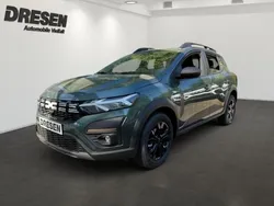 Gruen Neu 2025 Dacia Sandero Extreme Kleinwagen | 21.095 € (Fairer Preis)