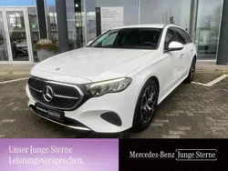 Weiß Gebraucht 2023 Mercedes E200 Avantgarde Kombi | 44.890 € (Fairer Preis)