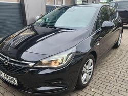 Schwarz Gebraucht 2017 Opel Astra Active Limousine | 9.490 € (Guter Preis)