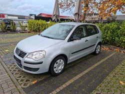 Silber Gebraucht 2005 VW Polo Kleinwagen | 3.150 € (Etwas zu teuer)