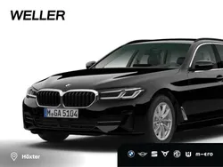 Schwarz ii (schwarz) Gebraucht 2022 BMW 530 Comfort Edition Kombi | 38.290 € (Guter Preis)