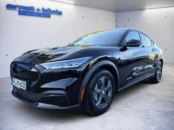 Absolute black Gebraucht 2022 Ford Mustang Mach-E SUV | 30.990 € (Superpreis)