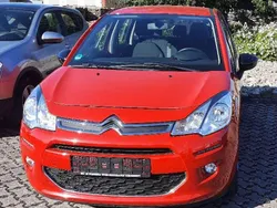 Farbe rot aden/deckende lack Gebraucht 2017 Citroën C3 SELECTION Kleinwagen | 6.490 € (Fairer Preis)