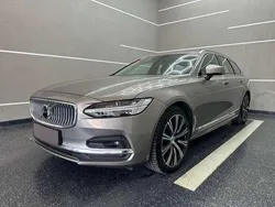 Grau metallic Gebraucht 2021 Volvo V90 Inscription Kombi | 33.530 € (Fairer Preis)