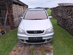 Silber Gebraucht 2002 Opel Zafira OPC Van / Kleinbus | 2.999 € (Fairer Preis)