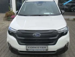Crystal wihte Neu 2025 Subaru Forester Active SUV | 41.890 € (Guter Preis)