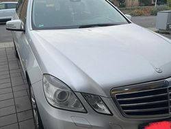 Silber Gebraucht 2011 Mercedes E200 Avantgarde Kombi | 6.880 € (Guter Preis)