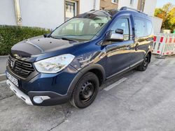 Blau Gebraucht 2019 Dacia Dokker Stepway Van | 10.599 € (Guter Preis)