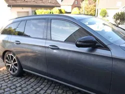 Grau Gebraucht 2018 Mercedes E220 Avantgarde Kombi | 20.499 € (Superpreis)