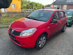 Rot Gebraucht 2009 Dacia Logan Lauréate Limousine | 2.299 € (Fairer Preis)
