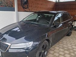 Schwarz Gebraucht 2020 Skoda Superb Kombi | 19.999 € (Fairer Preis)