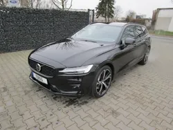 Schwarz Gebraucht 2024 Volvo V60 Plus Kombi | 44.590 € (Etwas zu teuer)