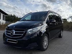 Schwarz Gebraucht 2016 Mercedes V250 Van / Kleinbus | 26.700 € (Superpreis)