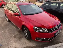 Rot Gebraucht 2012 VW Passat Highline Kombi | 12.990 € (Teuer)