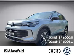 Oyster silver Neu 2024 VW Tiguan Life SUV | 46.145 € (Etwas zu teuer)