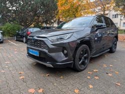 Grau Gebraucht 2019 Toyota RAV4 Hybrid Style SUV | 22.900 € (Guter Preis)