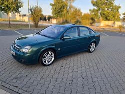 Grün Gebraucht 2003 Opel Vectra GTS Limousine | 3.599 € (Teuer)