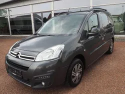 Grau Gebraucht 2016 Citroën Berlingo Shine Van / Kleinbus | 18.790 €