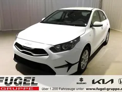 Casa white Neu 2024 Kia Ceed Vision Limousine | 20.449 € (Guter Preis)