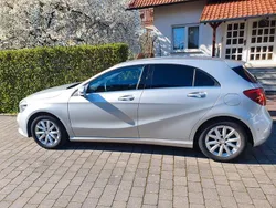 Silber Gebraucht 2016 Mercedes A180 Urban Limousine | 14.400 € (Fairer Preis)