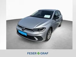 Reflexsilber Gebraucht 2024 VW Polo Move Limousine | 20.350 € (Guter Preis)