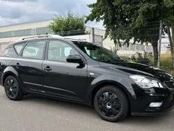 Schwarz Gebraucht 2012 Kia Ceed Vision Kombi | 2.500 € (Fairer Preis)