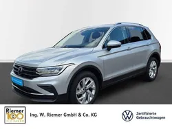 Silber Gebraucht 2024 VW Tiguan Move SUV | 29.419 € (Guter Preis)