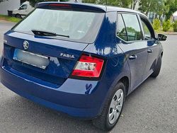 Blau Gebraucht 2015 Skoda Fabia Cool Edition Kleinwagen | 7.599 € (Guter Preis)