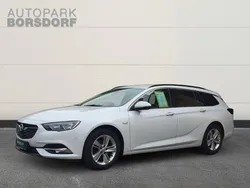 Weiß Gebraucht 2017 Opel Insignia Edition Kombi | 13.970 € (Fairer Preis)