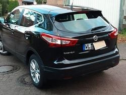 Schwarz Gebraucht 2017 Nissan Qashqai Acenta SUV | 10.200 € (Superpreis)