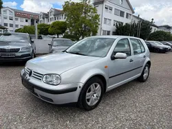 Silber Gebraucht 1999 VW Golf IV Comfortline Limousine | 3.490 € (Teuer)