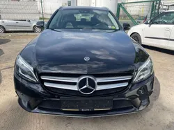 Schwarz Gebraucht 2018 Mercedes C220 Kombi | 14.000 €