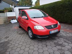 Rot Gebraucht 2005 VW Fox Kleinwagen | 2.500 € (Fairer Preis)