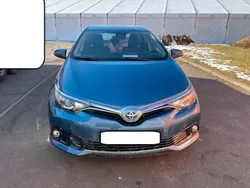 Blau Gebraucht 2016 Toyota Auris Hybrid Edition-S Kombi | 13.500 € (Fairer Preis)