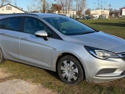Grau Gebraucht 2017 Opel Astra Edition Kombi | 5.900 € (Guter Preis)