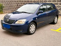 Blau Gebraucht 2004 Toyota Corolla Kleinwagen | 1.400 €