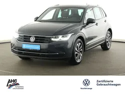 Grau Gebraucht 2021 VW Tiguan Active SUV | 29.790 € (Fairer Preis)