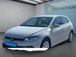 Grau Gebraucht 2024 VW Polo Life Limousine | 18.149 € (Fairer Preis)