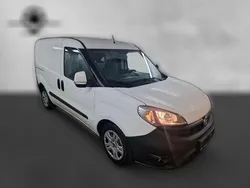 Weiß Gebraucht 2017 Fiat Doblò Van / Kleinbus | 12.020 € (Teuer)
