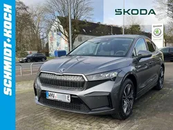 Graphite grau Gebraucht 2025 Skoda Enyaq iV SUV | 44.490 € (Superpreis)