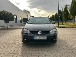 Schwarz Gebraucht 2006 VW Golf V Kleinwagen | 2.799 € (Fairer Preis)