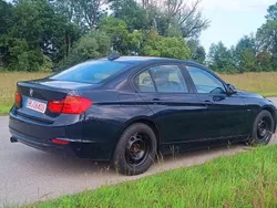 Imperialblau brillanteffekt me Gebraucht 2012 BMW 320 Sport Line Limousine | 7.900 € (Superpreis)