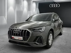 Chronosgrau metallic Gebraucht 2024 Audi Q3 Ambiente SUV | 42.380 € (Fairer Preis)