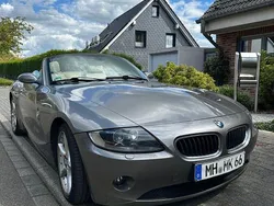 Grau Gebraucht 2005 BMW Z4 Sport Line Cabrio | 12.900 € (Fairer Preis)