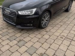 Schwarz Gebraucht 2016 Audi A1 Sportback Sport Kleinwagen | 14.800 € (Fairer Preis)